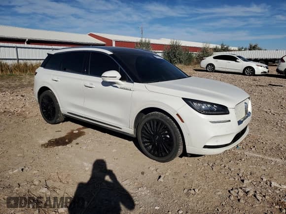 ✅ 2021 Lincoln Corsair Reserve • VIN: 5LMCJ2D94MUL14465 • Lot: 84778245. Listed on Copart with 52,482 mi. Free auction sales archive from the USA and detailed vehicle history report at DreamBid. Image 4.