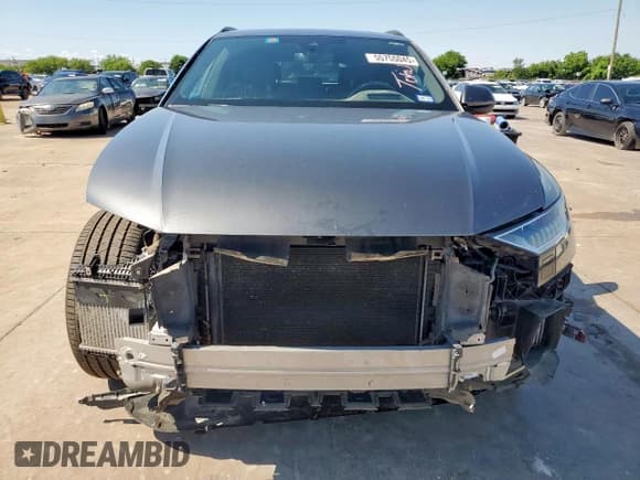 ✅ 2019 Audi Q8 Prestige • VIN: WA1FVAF18KD021623 • Лот: 55755045. Опубликован ранее на Copart с пробегом 73 924 миль. Бесплатный доступ к архиву аукционных продаж из США и подробный отчёт об истории автомобиля на DreamBid. Изображение 5.