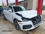 ✅ 2017 Audi Q3 Prestige • VIN: WA1GCCFS1HR005371 • Lot: 41991188. Listed on IAAI with 86,380 mi. Free auction sales archive from the USA and detailed vehicle history report at DreamBid. Image 1.