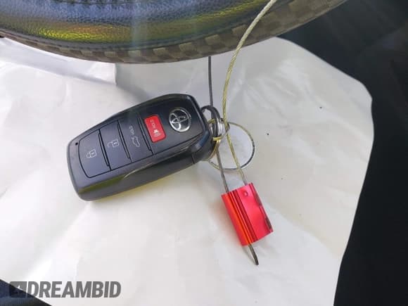 ✅ 2025 Toyota Camry LE • VIN: 4T1DAACKXSU503690 • Lot: 43029870. Wystawiony na IAAI z przebiegiem 5 349 mil. Bezpłatny archiwum sprzedaży aukcyjnych z USA i szczegółowy raport historii pojazdu na DreamBid. Zdjęcie 11.