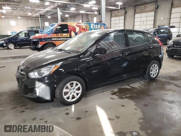✅ 2012 Hyundai Accent GS • VIN: KMHCT5AE2CU026314 • Лот: 75006934. Опубликован ранее на Copart с пробегом 97 130 миль. Бесплатный доступ к архиву аукционных продаж из США и подробный отчёт об истории автомобиля на DreamBid. Изображение 1.