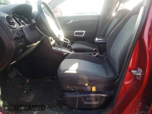 2013 Chevrolet Captiva Sport LS z VIN 3GNAL2EK3DS636905, wystawiony jako Copart lot #79141234 z przebiegiem 187 579 mil mil oraz Czysty tytuł • Clean title. Historia ofert i sprzedaży dostępna na DreamBid. Obrazek 7.