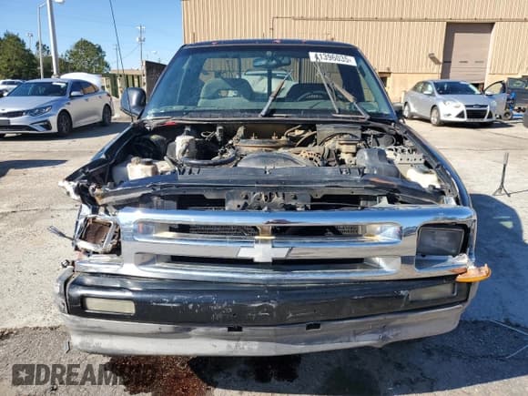 ✅ 1994 Chevrolet S-10 • VIN: 1GCCS14Z9RK139969 • Лот: 41396035. Опубликован ранее на Copart с пробегом 240 047 миль. Бесплатный доступ к архиву аукционных продаж из США и подробный отчёт об истории автомобиля на DreamBid. Изображение 5.