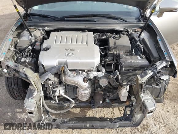 ✅ 2016 Lexus ES 330 • VIN: 58ABK1GG5GU018836 • Lot: 43635193. Listed on IAAI with 37,600 mi. Free auction sales archive from the USA and detailed vehicle history report at DreamBid. Image 10.