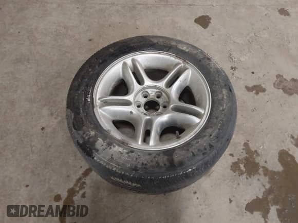 1999 Dodge Dakota Sport с VIN 1B7GL22Z6XS316174, выставлен на аукционе IAAI как лот 41731907 с пробегом Не указан миль и . История ставок и продаж доступна на DreamBid. Изображение 11.