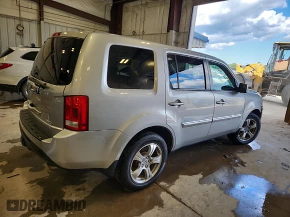 ✅ 2014 Honda Pilot EX-L • VIN: 5FNYF4H62EB051333 • Lot: 70518805. Wystawiony na Copart z przebiegiem 119 042 mil. Bezpłatny archiwum sprzedaży aukcyjnych z USA i szczegółowy raport historii pojazdu na DreamBid. Zdjęcie 3.