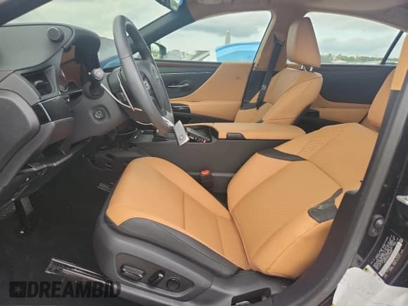 ✅ 2025 Lexus ES 350 • VIN: 58ADZ1B18SU196854 • Lot: 91074055. Listed on Copart with 6,022 mi. Free auction sales archive from the USA and detailed vehicle history report at DreamBid. Image 7.