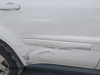 ✅ 2006 Chevrolet Equinox LT • VIN: 2CNDL73F766058426 • Лот: 41233906. Опубликован ранее на IAAI с пробегом 161 361 миль. Бесплатный доступ к архиву аукционных продаж из США и подробный отчёт об истории автомобиля на DreamBid. Изображение 6.