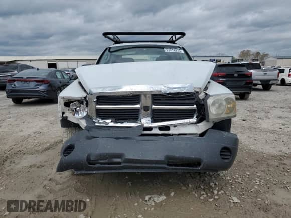 ✅ 2006 Dodge Dakota ST • VIN: 1D7HE28N26S701982 • Лот: 51218215. Размещён на Copart с пробегом 169 678 миль миль. Получите бесплатный доступ к архиву аукционных продаж из США и посмотрите подробный отчёт об истории автомобиля на DreamBid. Изображение 5.