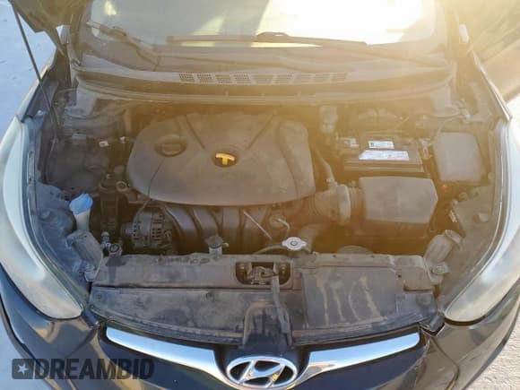 ✅ 2016 Hyundai Elantra SE • VIN: 5NPDH4AE8GH662546 • Лот: 91727415. Опубликован ранее на Copart с пробегом 223 052 миль. Бесплатный доступ к архиву аукционных продаж из США и подробный отчёт об истории автомобиля на DreamBid. Изображение 11.