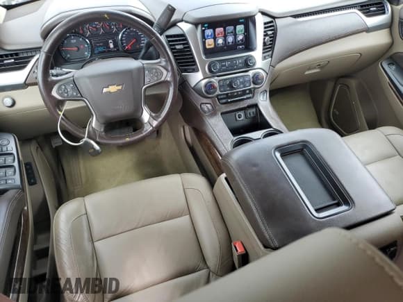 ✅ 2018 Chevrolet Suburban LT • VIN: 1GNSCHKC4JR249122 • Лот: 81604185. Опубликован ранее на Copart с пробегом 121 859 миль. Бесплатный доступ к архиву аукционных продаж из США и подробный отчёт об истории автомобиля на DreamBid. Изображение 8.