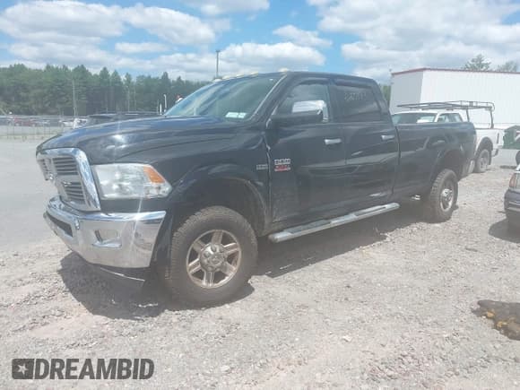 ✅ 2012 Ram 2500 • VIN: 3C6TD5KT5CG142390 • Lot: 42600083. Wystawiony na IAAI z przebiegiem 113 919 mil. Bezpłatny archiwum sprzedaży aukcyjnych z USA i szczegółowy raport historii pojazdu na DreamBid. Zdjęcie 2.