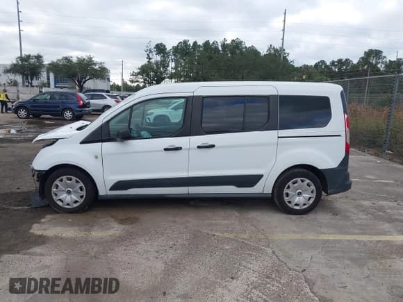 ✅ 2017 Ford Transit Connect XL • VIN: NM0GE9E71H1298247 • Лот: 43833138. Опубликован ранее на IAAI с пробегом 108 931 миль. Бесплатный доступ к архиву аукционных продаж из США и подробный отчёт об истории автомобиля на DreamBid. Изображение 14.