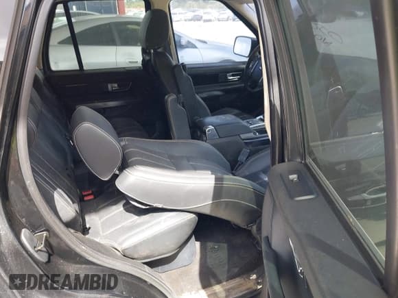 ✅ 2013 Land Rover Range Rover Sport SC • VIN: SALSH2E40DA799828 • Lot: 42146561. Listed on IAAI with 163,740 mi. Free auction sales archive from the USA and detailed vehicle history report at DreamBid. Image 8.