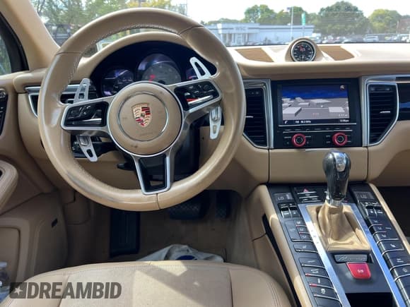 ✅ 2015 Porsche Macan S • VIN: WP1AB2A51FLB55179 • Lot: 43339638. Wystawiony na IAAI z przebiegiem 156 935 mil. Bezpłatny archiwum sprzedaży aukcyjnych z USA i szczegółowy raport historii pojazdu na DreamBid. Zdjęcie 11.