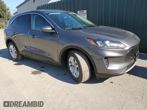 ✅ 2021 Ford Escape SE • VIN: 1FMCU0G64MUA68761 • Lot: 77188174. Listed on Copart with 111,167 mi. Free auction sales archive from the USA and detailed vehicle history report at DreamBid. Image 4.