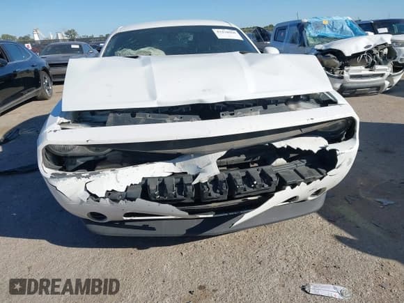 ✅ 2013 Dodge Challenger SXT • VIN: 2C3CDYAGXDH596347 • Lot: 43478966. Wystawiony na IAAI z przebiegiem 180 037 mil. Bezpłatny archiwum sprzedaży aukcyjnych z USA i szczegółowy raport historii pojazdu na DreamBid. Zdjęcie 6.