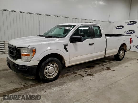 ✅ 2021 Ford F-150 XL • VIN: 1FTEX1CP4MKD57031 • Lot: 93657915. Listed on Copart with 155,919 mi. Free auction sales archive from the USA and detailed vehicle history report at DreamBid. Image 1.