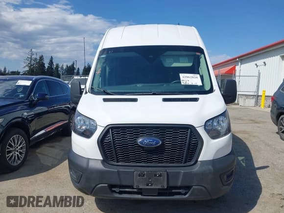 ✅ 2023 Ford Transit Cargo • VIN: 1FTBR1X84PKB02027 • Lot: 42062820. Listed on IAAI with 79,813 mi. Free auction sales archive from the USA and detailed vehicle history report at DreamBid. Image 12.