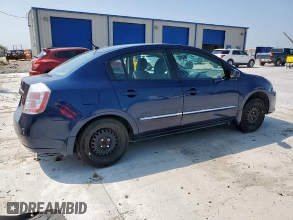 ✅ 2010 Nissan Sentra S • VIN: 3N1AB6AP4AL688704 • Lot: 72015795. Listed on Copart with 130,556 mi. Free auction sales archive from the USA and detailed vehicle history report at DreamBid. Image 3.