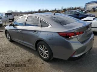 ✅ 2018 Hyundai Sonata SE • VIN: 5NPE24AF4JH708458 • Lot: 44245933. Listed on Copart with 61,850 mi. Free auction sales archive from the USA and detailed vehicle history report at DreamBid. Image 2.