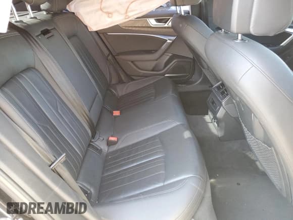 ✅ 2019 Audi A7 Premium Plus • VIN: WAUU2AF27KN123369 • Lot: 42264045. Wystawiony na Copart z przebiegiem 57 118 mil. Bezpłatny archiwum sprzedaży aukcyjnych z USA i szczegółowy raport historii pojazdu na DreamBid. Zdjęcie 11.