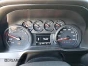 ✅ 2021 Chevrolet Silverado 1500 Custom Trail Boss • VIN: 3GCPYCEL2MG351621 • Lot: 62600554. Wystawiony na Copart z przebiegiem 39 388 mil. Bezpłatny archiwum sprzedaży aukcyjnych z USA i szczegółowy raport historii pojazdu na DreamBid. Zdjęcie 9.