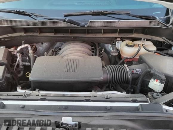 ✅ 2020 Chevrolet Silverado 1500 High Country • VIN: 3GCPWFEDXLG409568 • Lot: 79706864. Wystawiony na Copart z przebiegiem 44 792 mil. Bezpłatny archiwum sprzedaży aukcyjnych z USA i szczegółowy raport historii pojazdu na DreamBid. Zdjęcie 7.