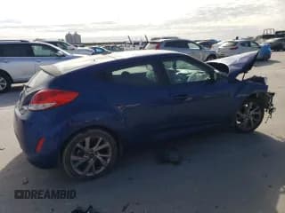 ✅ 2017 Hyundai Veloster Value Edition • VIN: KMHTC6AD8HU310048 • Lot: 85078094. Wystawiony na Copart z przebiegiem Nie podano. Bezpłatny archiwum sprzedaży aukcyjnych z USA i szczegółowy raport historii pojazdu na DreamBid. Zdjęcie 3.