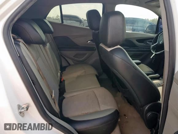 ✅ 2016 Buick Encore • VIN: KL4CJASB2GB747011 • Lot: 81990085. Wystawiony na Copart z przebiegiem 116 438 mil. Bezpłatny archiwum sprzedaży aukcyjnych z USA i szczegółowy raport historii pojazdu na DreamBid. Zdjęcie 11.