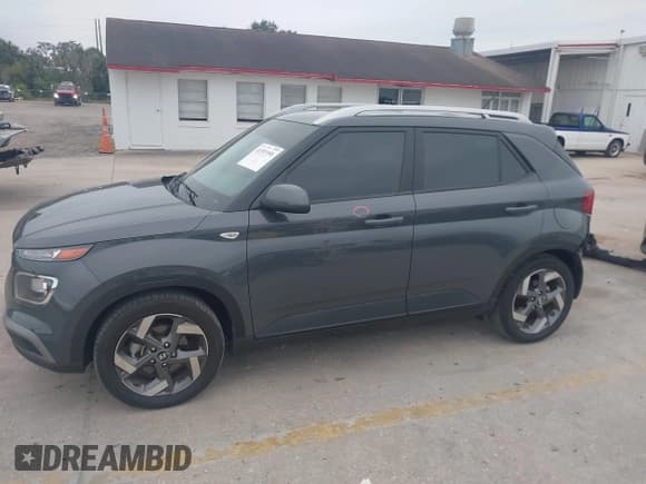 ✅ 2023 Hyundai Venue SEL • VIN: KMHRC8A33PU254659 • Lot: 41351058. Listed on IAAI with 17,547 mi. Free auction sales archive from the USA and detailed vehicle history report at DreamBid. Image 15.