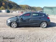 ✅ 2017 Chevrolet Cruze LT • VIN: 3G1BE6SM6HS531133 • Lot: 43536755. Listed on IAAI with 60,613 mi. Free auction sales archive from the USA and detailed vehicle history report at DreamBid. Image 14.