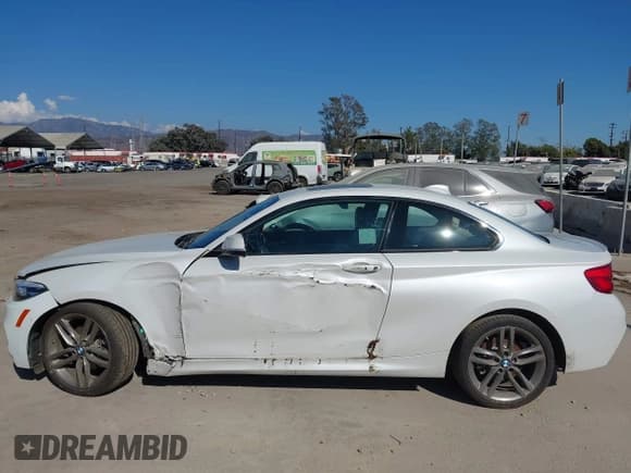 ✅ 2018 BMW 2 Series 230i • VIN: WBA2J1C52JVD09525 • Лот: 42098300. Опубликован ранее на IAAI с пробегом 37 945 миль. Бесплатный доступ к архиву аукционных продаж из США и подробный отчёт об истории автомобиля на DreamBid. Изображение 14.