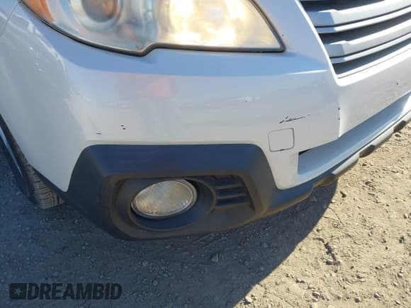 ✅ 2013 Subaru Outback Premium • VIN: 4S4BRCBCXD3230927 • Lot: 43881639. Wystawiony na IAAI z przebiegiem 160 949 mil. Bezpłatny archiwum sprzedaży aukcyjnych z USA i szczegółowy raport historii pojazdu na DreamBid. Zdjęcie 14.