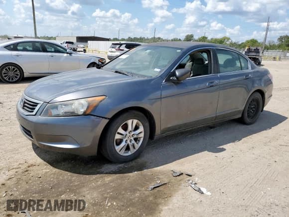 ✅ 2008 Honda Accord LX-P • VIN: 1HGCP26458A006172 • Lot: 81496715. Wystawiony na Copart z przebiegiem Nie podano. Bezpłatny archiwum sprzedaży aukcyjnych z USA i szczegółowy raport historii pojazdu na DreamBid. Zdjęcie 1.