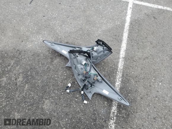 ✅ 2015 Nissan Altima SL • VIN: 1N4AL3AP0FC170476 • Lot: 92847575. Wystawiony na Copart z przebiegiem 210 035 mil. Bezpłatny archiwum sprzedaży aukcyjnych z USA i szczegółowy raport historii pojazdu na DreamBid. Zdjęcie 12.