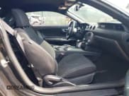 ✅ 2016 Ford Mustang V6 • VIN: 1FA6P8AM7G5273624 • Lot: 43361053. Listed on IAAI with 98,205 mi. Free auction sales archive from the USA and detailed vehicle history report at DreamBid. Image 5.