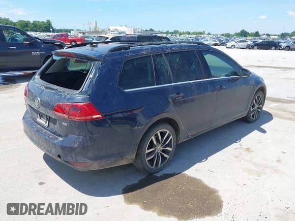 ✅ 2016 Volkswagen Golf TSI S • VIN: 3VWC17AU8GM520407 • Lot: 42688025. Listed on IAAI with 114,455 mi. Free auction sales archive from the USA and detailed vehicle history report at DreamBid. Image 4.