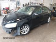 ✅ 2011 Volkswagen Jetta SE • VIN: 3VWDZ7AJ2BM034784 • Lot: 42191887. Listed on IAAI with 115,619 mi. Free auction sales archive from the USA and detailed vehicle history report at DreamBid. Image 2.