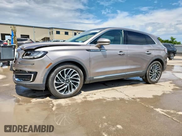 ✅ 2019 Lincoln Nautilus Reserve • VIN: 2LMPJ6LP6KBL20089 • Lot: 63369205. Wystawiony na Copart z przebiegiem 51 110 mil. Bezpłatny archiwum sprzedaży aukcyjnych z USA i szczegółowy raport historii pojazdu na DreamBid. Zdjęcie 1.