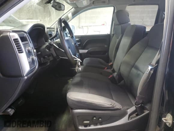 ✅ 2014 Chevrolet Silverado 1500 LT • VIN: 1GCVKREC8EZ311301 • Лот: 80815465. Опубликован ранее на Copart с пробегом 303 354 миль. Бесплатный доступ к архиву аукционных продаж из США и подробный отчёт об истории автомобиля на DreamBid. Изображение 7.