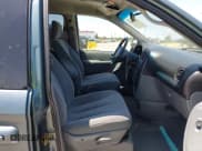 ✅ 2005 Dodge Caravan SXT • VIN: 2D4GP44L95R565529 • Lot: 42460426. Wystawiony na IAAI z przebiegiem 97 882 mil. Bezpłatny archiwum sprzedaży aukcyjnych z USA i szczegółowy raport historii pojazdu na DreamBid. Zdjęcie 5.