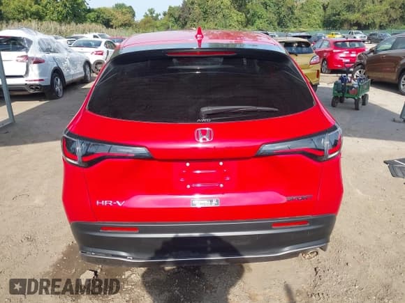✅ 2024 Honda HR-V Sport • VIN: 3CZRZ2H58RM728405 • Lot: 43279600. Listed on IAAI with 18,732 mi. Free auction sales archive from the USA and detailed vehicle history report at DreamBid. Image 16.