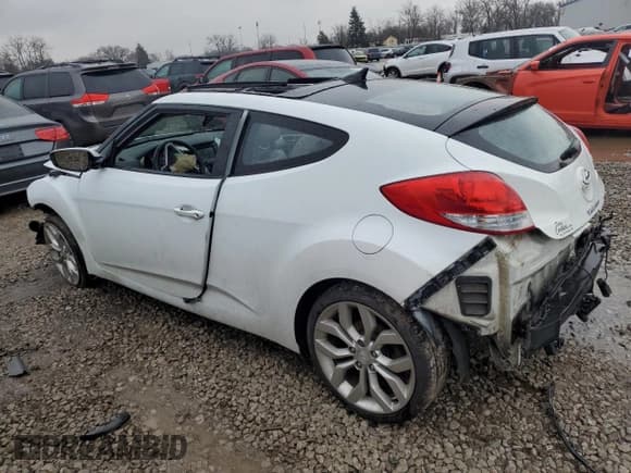 ✅ 2013 Hyundai Veloster w/Black Int • VIN: KMHTC6AD7DU132594 • Lot: 84790475. Wystawiony na Copart z przebiegiem 110 593 mil. Bezpłatny archiwum sprzedaży aukcyjnych z USA i szczegółowy raport historii pojazdu na DreamBid. Zdjęcie 2.