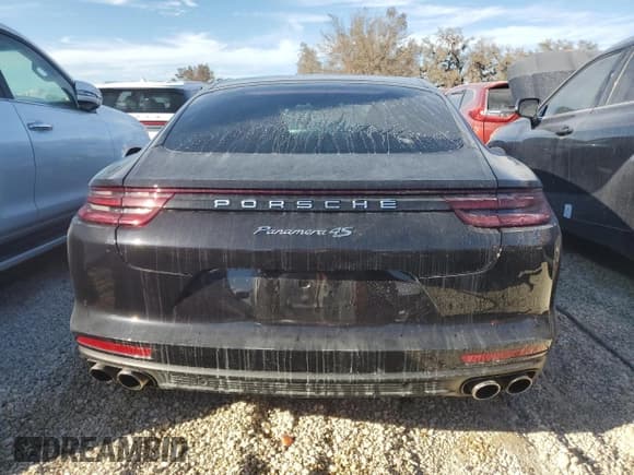 ✅ 2018 Porsche Panamera 4S • VIN: WP0AB2A79JL133815 • Lot: 76527444. Listed on Copart with Not provided. Free auction sales archive from the USA and detailed vehicle history report at DreamBid. Image 6.