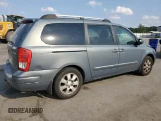 2008 Hyundai Entourage GLS z VIN KNDMC233X86054506, wystawiony jako Copart lot #54936245 z przebiegiem 240 195 mil mil oraz Szkoda całkowita • Salvage title. Historia ofert i sprzedaży dostępna na DreamBid. Obrazek 3.