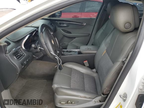 ✅ 2014 Chevrolet Impala LT • VIN: 2G1115SL6E9246532 • Лот: 75388134. Опубликован ранее на Copart с пробегом 175 074 миль. Бесплатный доступ к архиву аукционных продаж из США и подробный отчёт об истории автомобиля на DreamBid. Изображение 7.