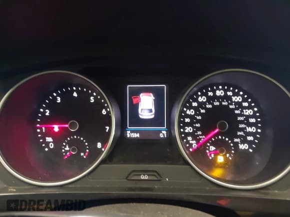 ✅ 2018 Volkswagen Tiguan SEL • VIN: 3VV2B7AX1JM190155 • Lot: 41675633. Wystawiony na IAAI z przebiegiem 91 594 mil. Bezpłatny archiwum sprzedaży aukcyjnych z USA i szczegółowy raport historii pojazdu na DreamBid. Zdjęcie 7.