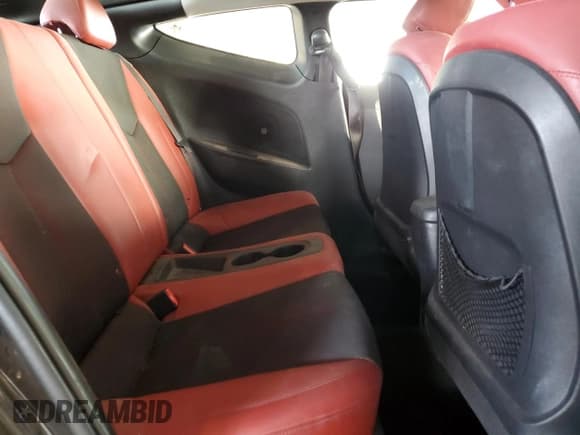 ✅ 2012 Hyundai Veloster w/Red Int • VIN: KMHTC6AD3CU058993 • Lot: 44230704. Wystawiony na Copart z przebiegiem Nie podano. Bezpłatny archiwum sprzedaży aukcyjnych z USA i szczegółowy raport historii pojazdu na DreamBid. Zdjęcie 10.