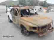 2009 Dodge Dakota Bighorn/Lonestar z VIN 1D7HE32K69S743029, wystawiony jako IAAI lot #41871166 z przebiegiem Nie podano mil oraz . Historia ofert i sprzedaży dostępna na DreamBid. Obrazek 1.